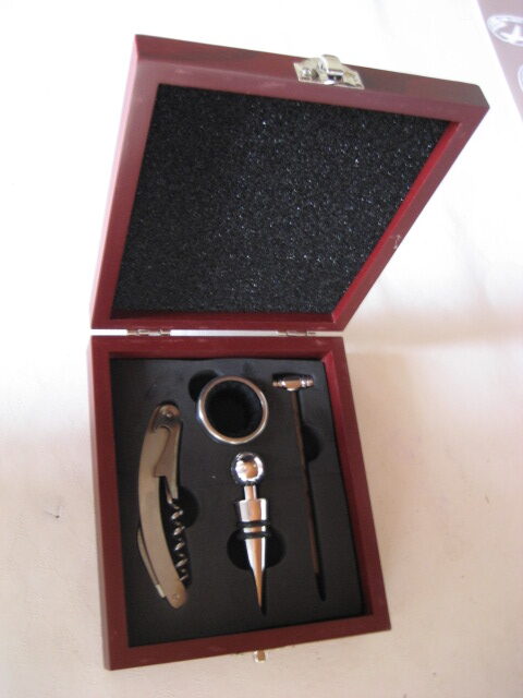 COFFRET EN BOIS, SET SOMMELIER