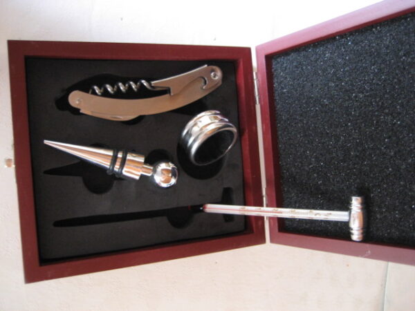 COFFRET EN BOIS, SET SOMMELIER